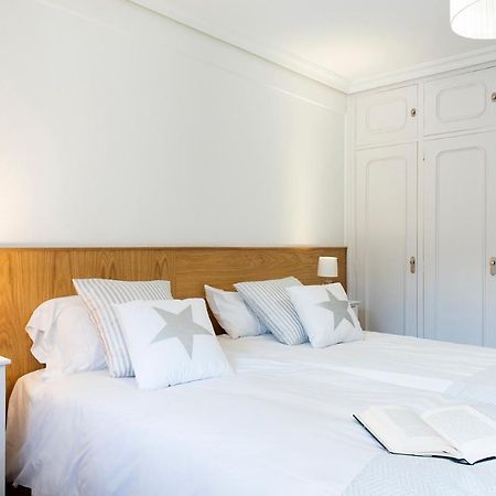 ヴィーゴ Casa El Castanal Con Piscina Privadaヴィラ エクステリア 写真