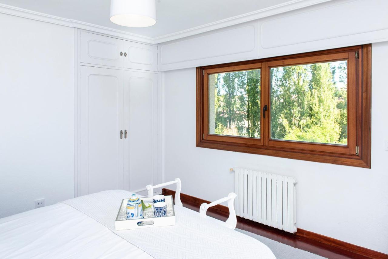 ヴィーゴ Casa El Castanal Con Piscina Privadaヴィラ エクステリア 写真