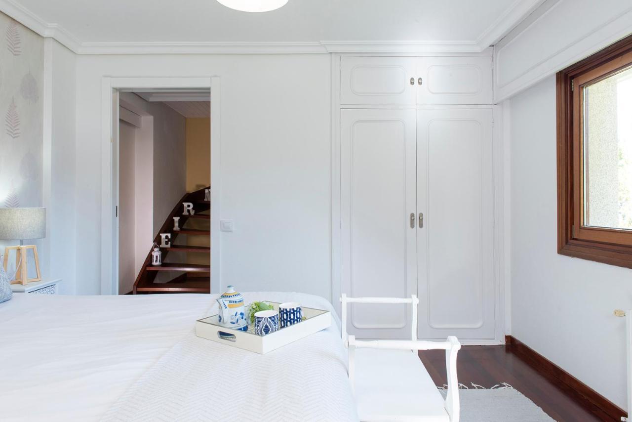 ヴィーゴ Casa El Castanal Con Piscina Privadaヴィラ エクステリア 写真