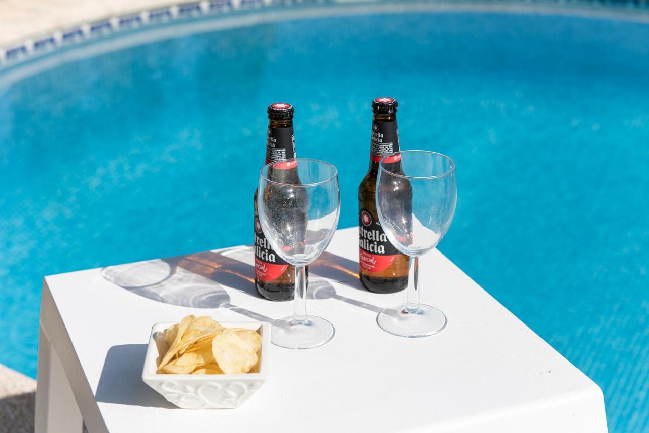 ヴィーゴ Casa El Castanal Con Piscina Privadaヴィラ エクステリア 写真