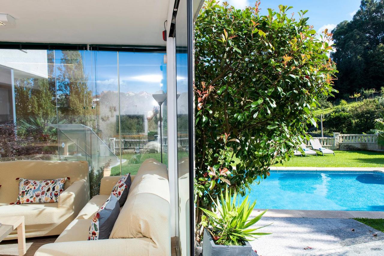 ヴィーゴ Casa El Castanal Con Piscina Privadaヴィラ エクステリア 写真