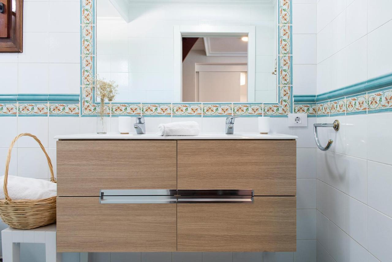 ヴィーゴ Casa El Castanal Con Piscina Privadaヴィラ エクステリア 写真